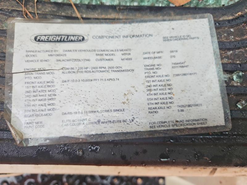 2020 Freigliner 2020 Freightliner Business Class M2 BOX Truck