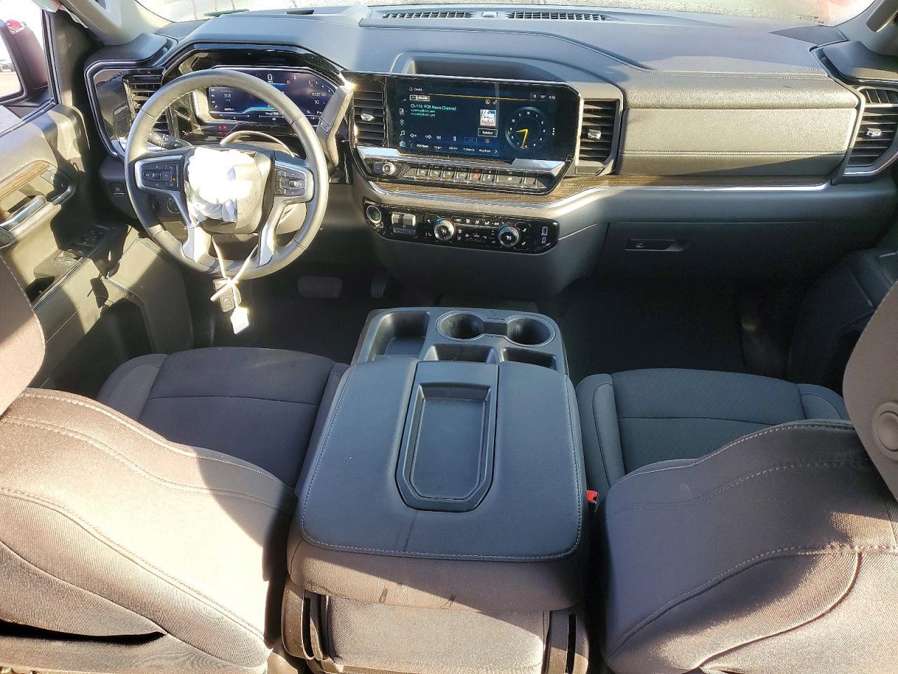 2024 Chevrolet Silverado C1500 LT