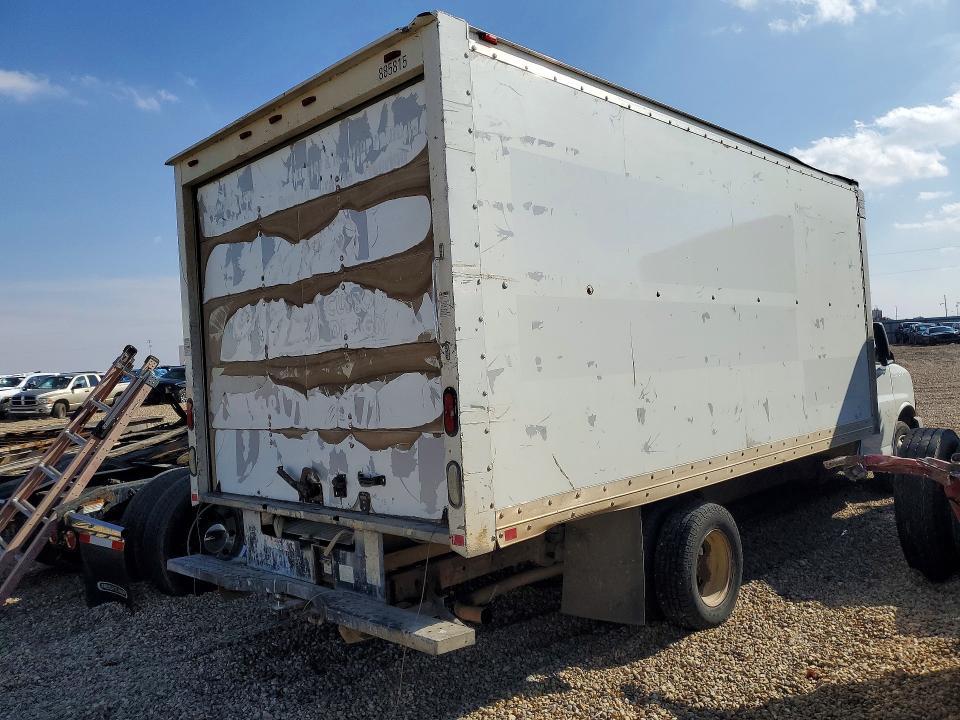 2008 GMC Savana BOX Truck