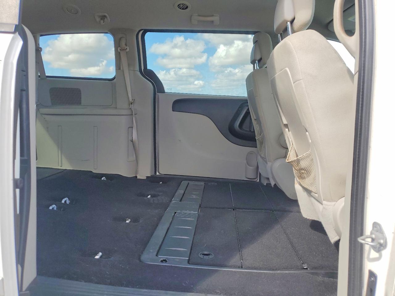 2011 Dodge Grand Caravan Express