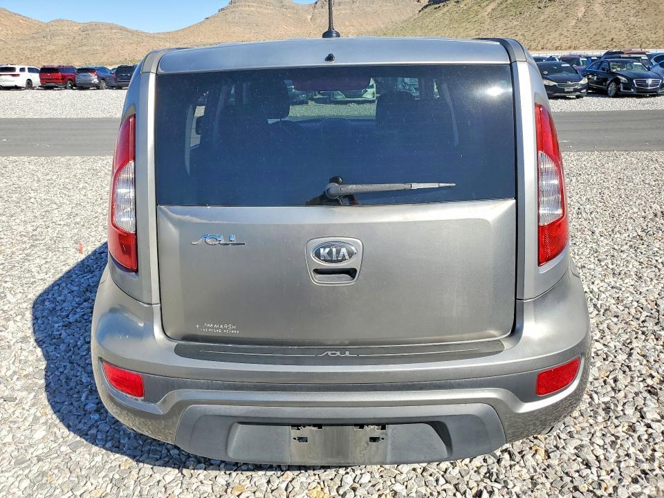 2013 KIA Soul +