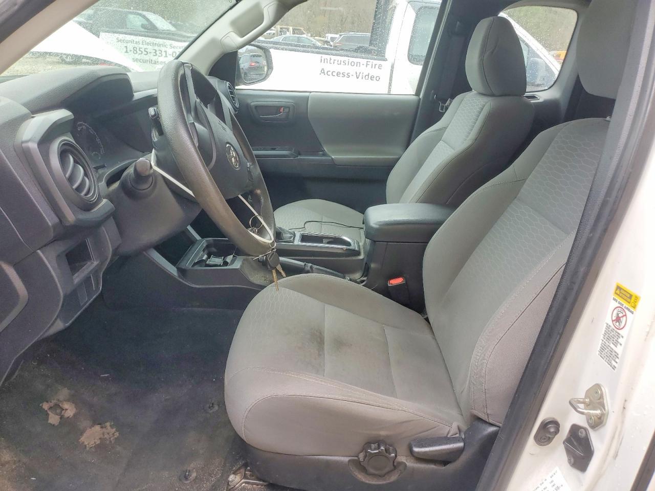 2017 Toyota Tacoma SR