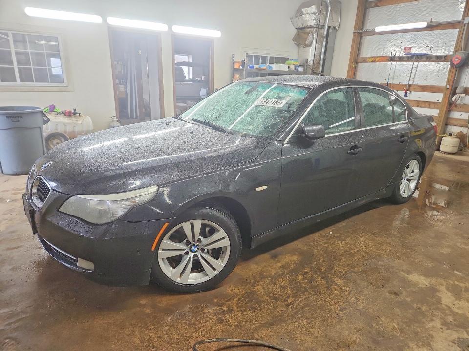 2010 BMW 528 i