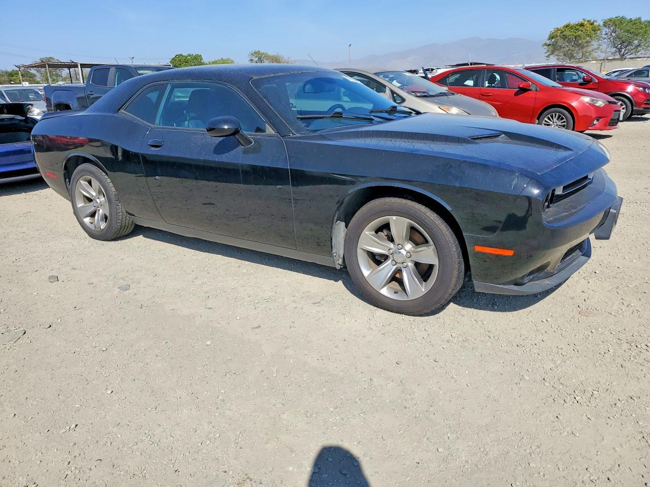2018 Dodge Challenger sxt