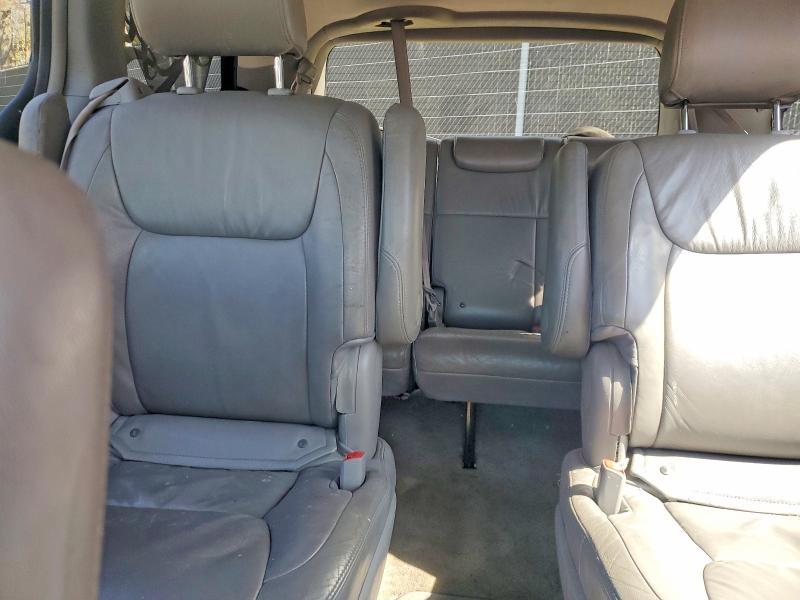 2008 Toyota Sienna