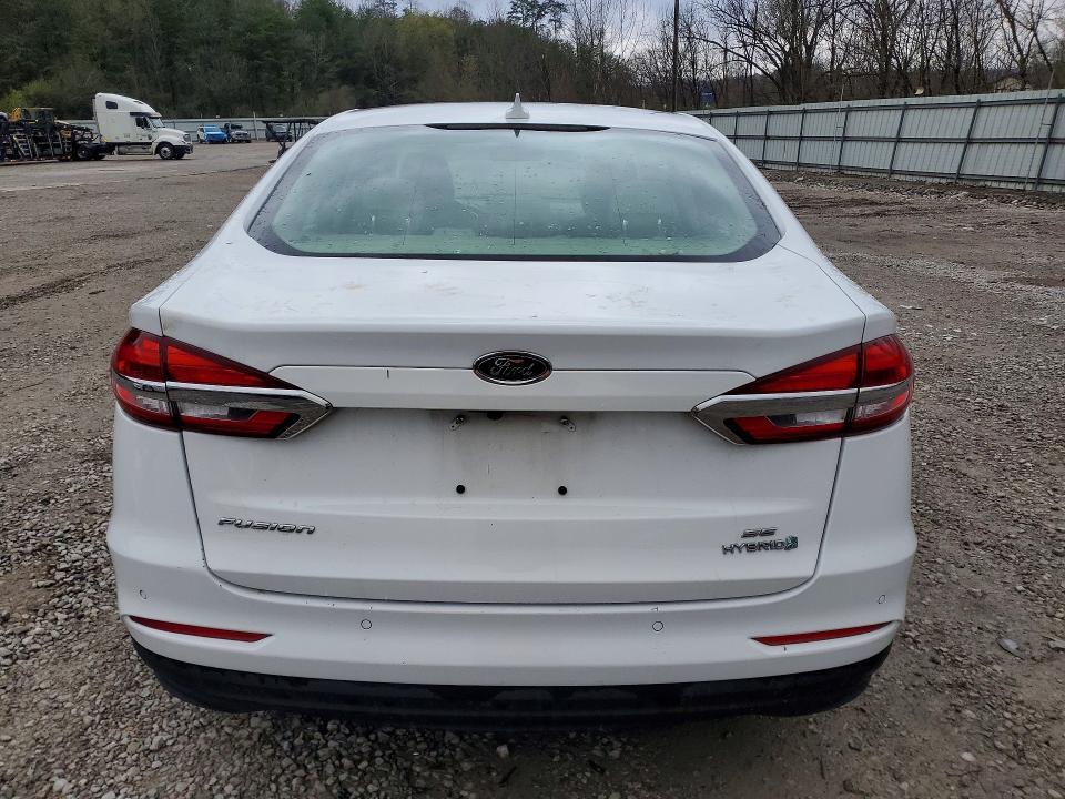 2019 Ford Fusion se