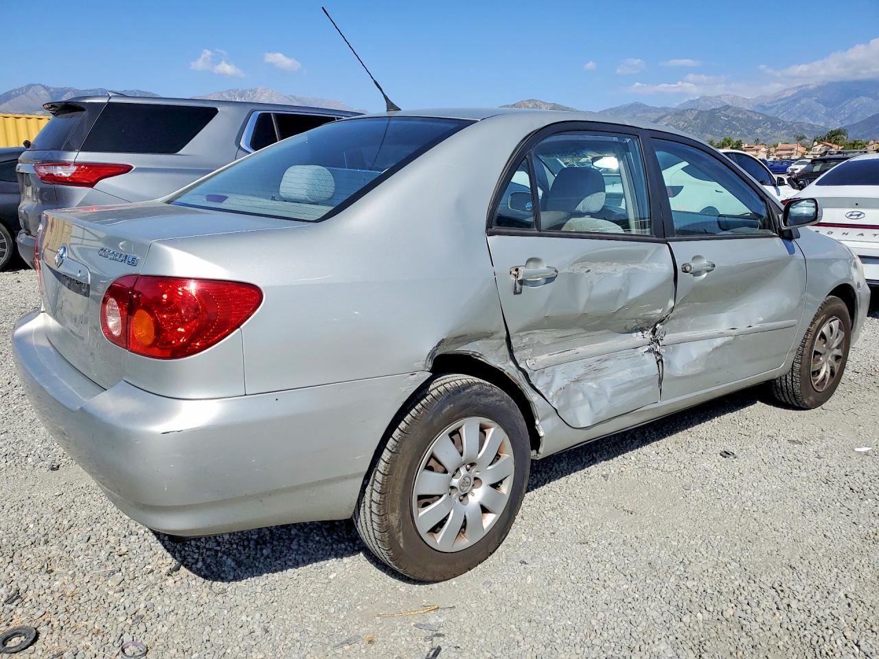 2004 Toyota Corolla le