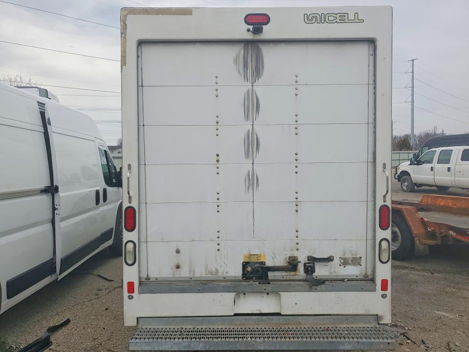 2017 Chevrolet Express Delivery Truck