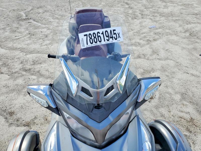 2014 Can-Am Spyder Roadster RT