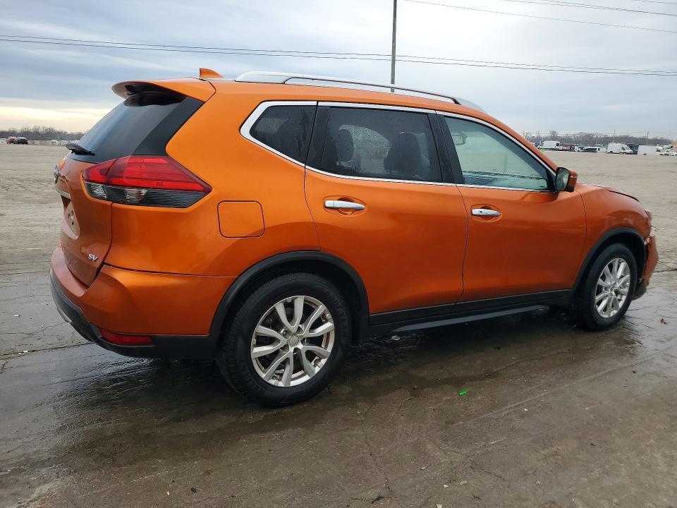 2017 Nissan Rogue sv