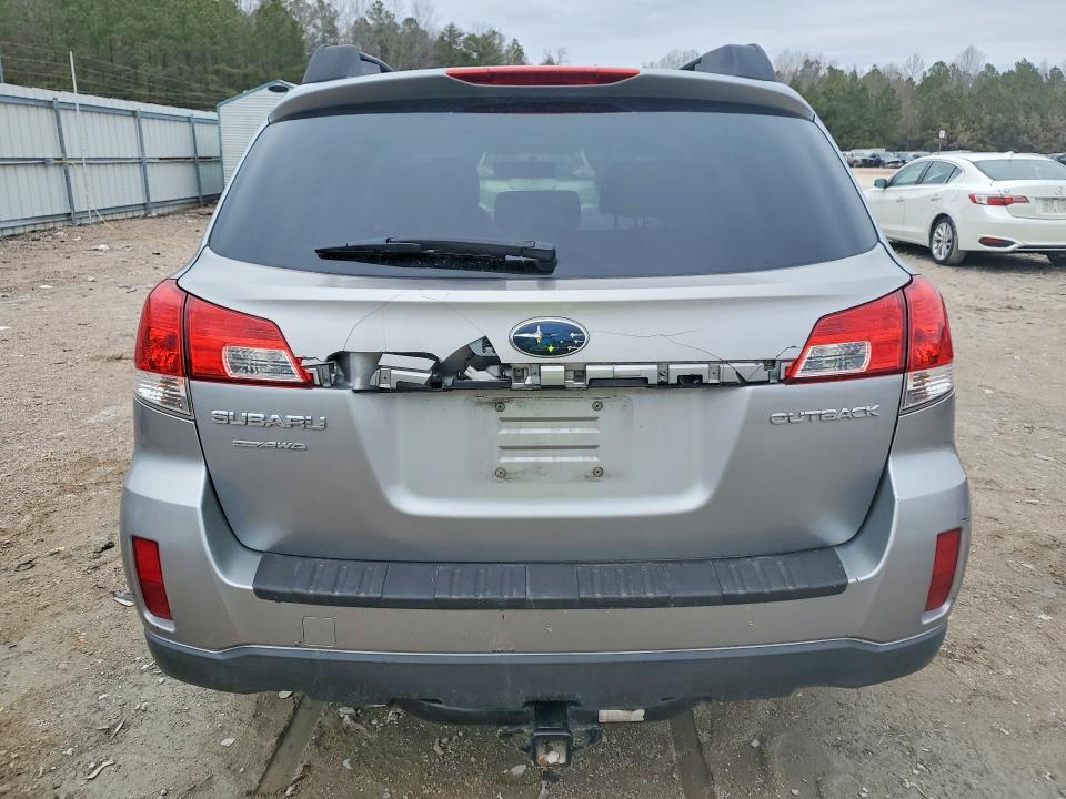 2010 Subaru Outback 2.5i Premium