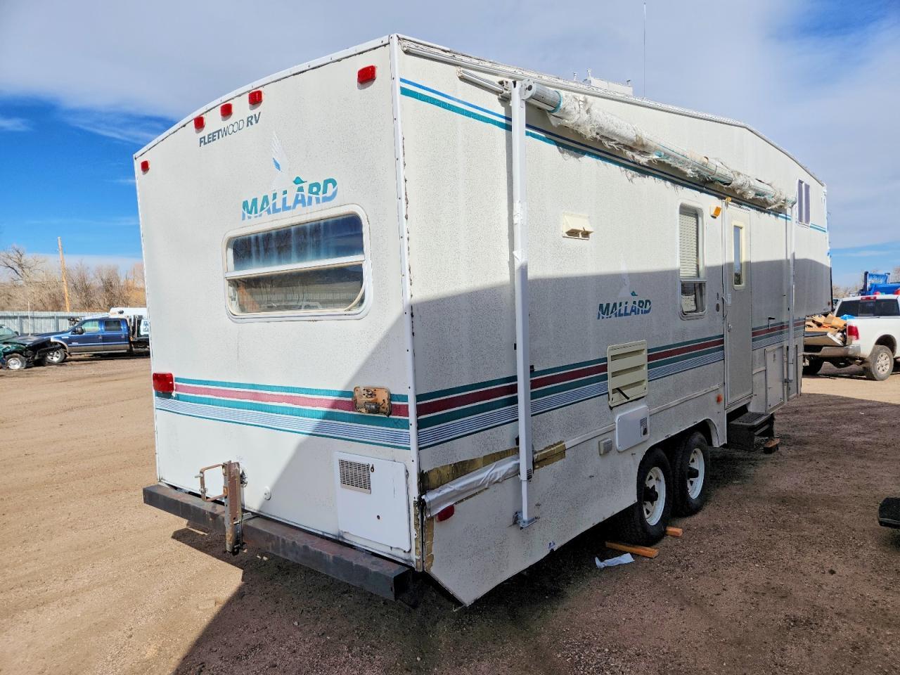 2000 Fleetwood Mallard Camper