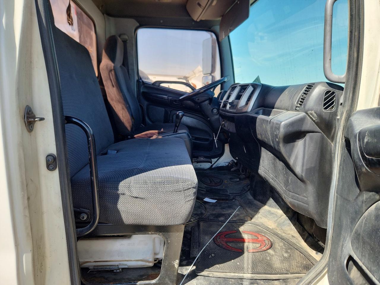 2009 Hino 258 Rollback Truck