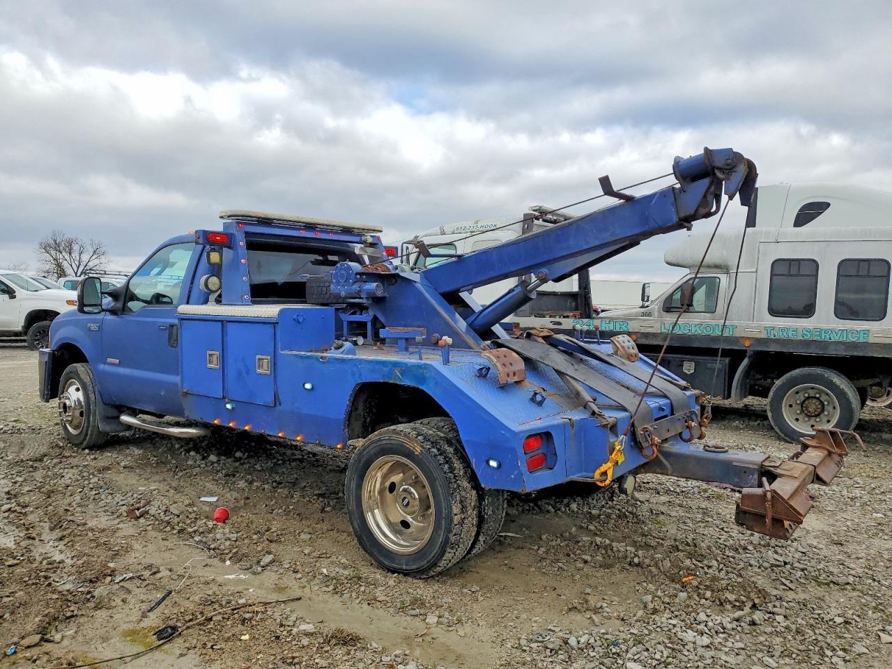2004 Ford F550 Super Duty