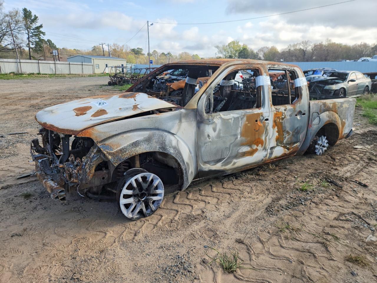 2021 Nissan Frontier SV