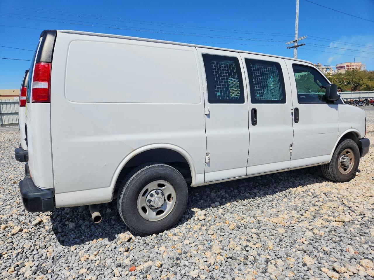 2016 Chevrolet Express 2500 Cargo Utility / Service Van