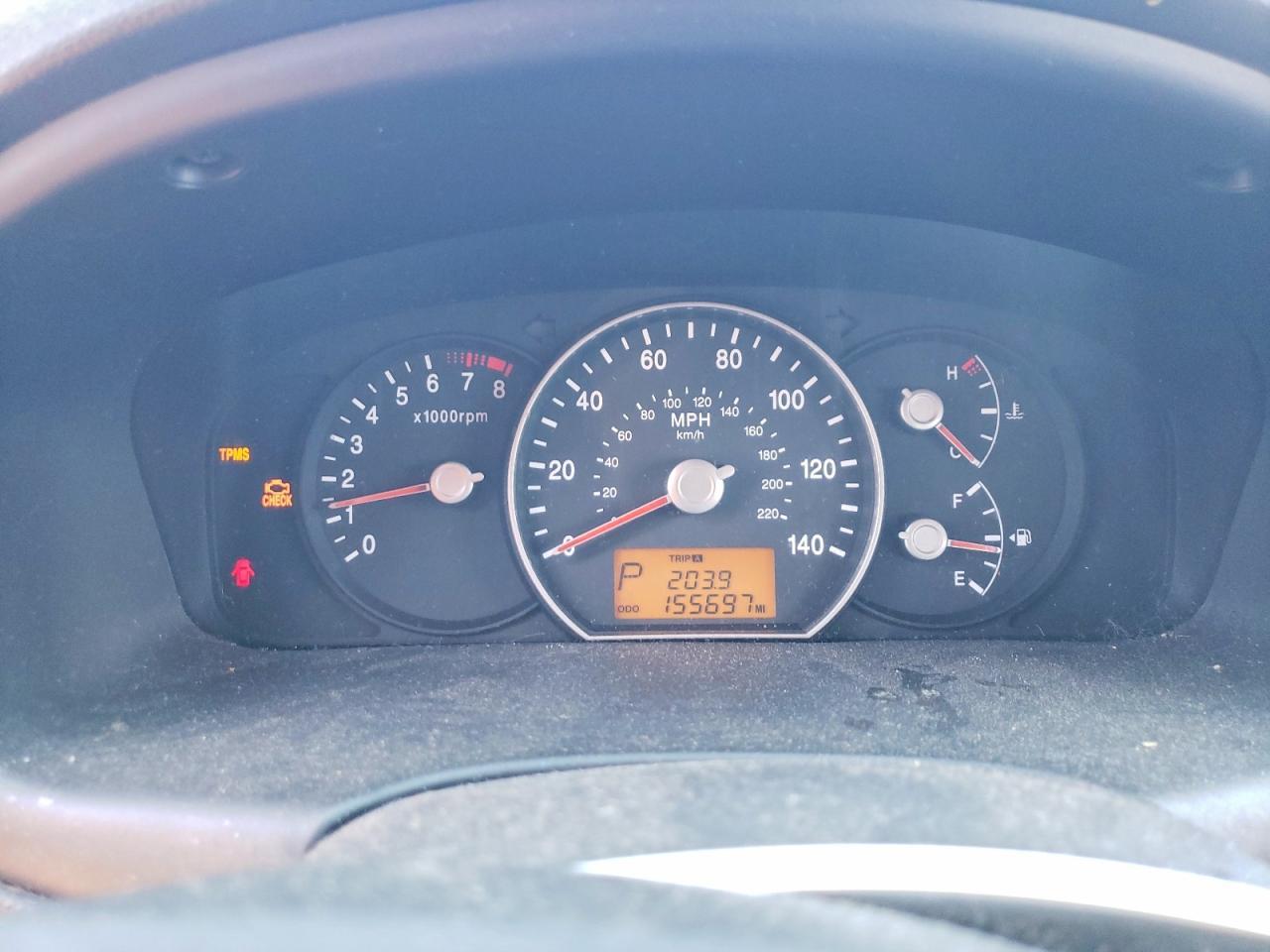 2008 KIA Rondo lx