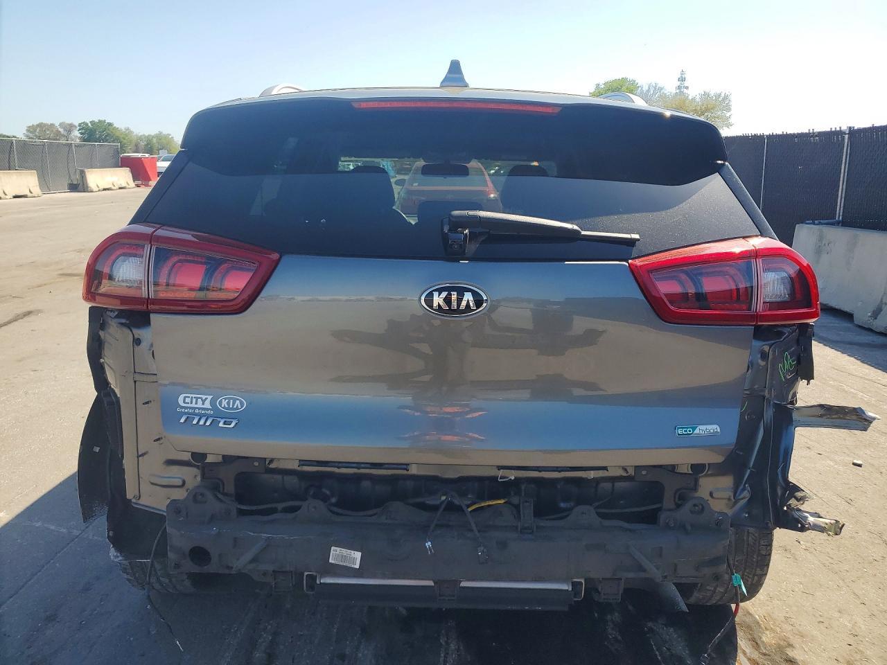 2018 KIA Niro lx