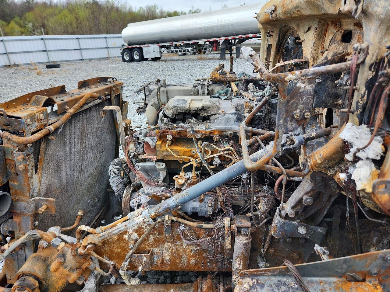 2013 International LF687 Semi Truck