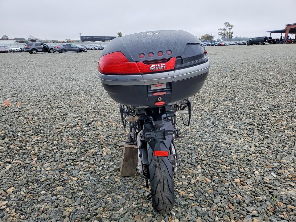 2011 Kawasaki LE650 C