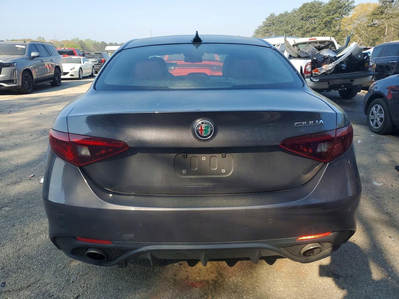 2019 Alfa Romeo Giulia ti