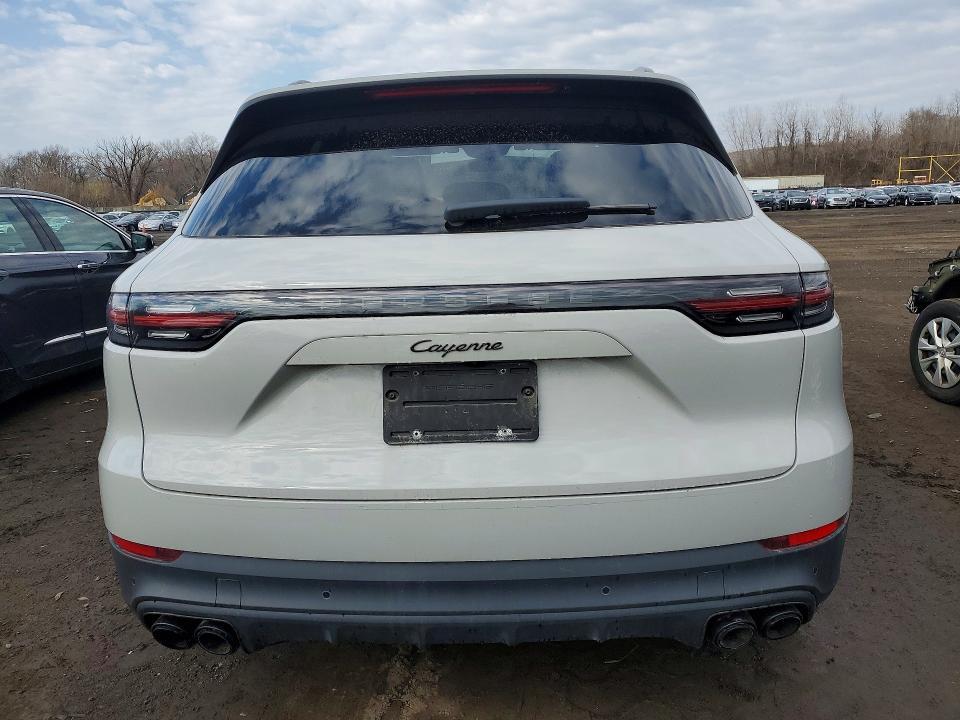 2022 Porsche Cayenne