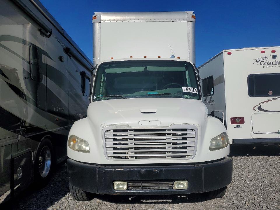 2005 Freightliner Business Class M2 BOX Truck
