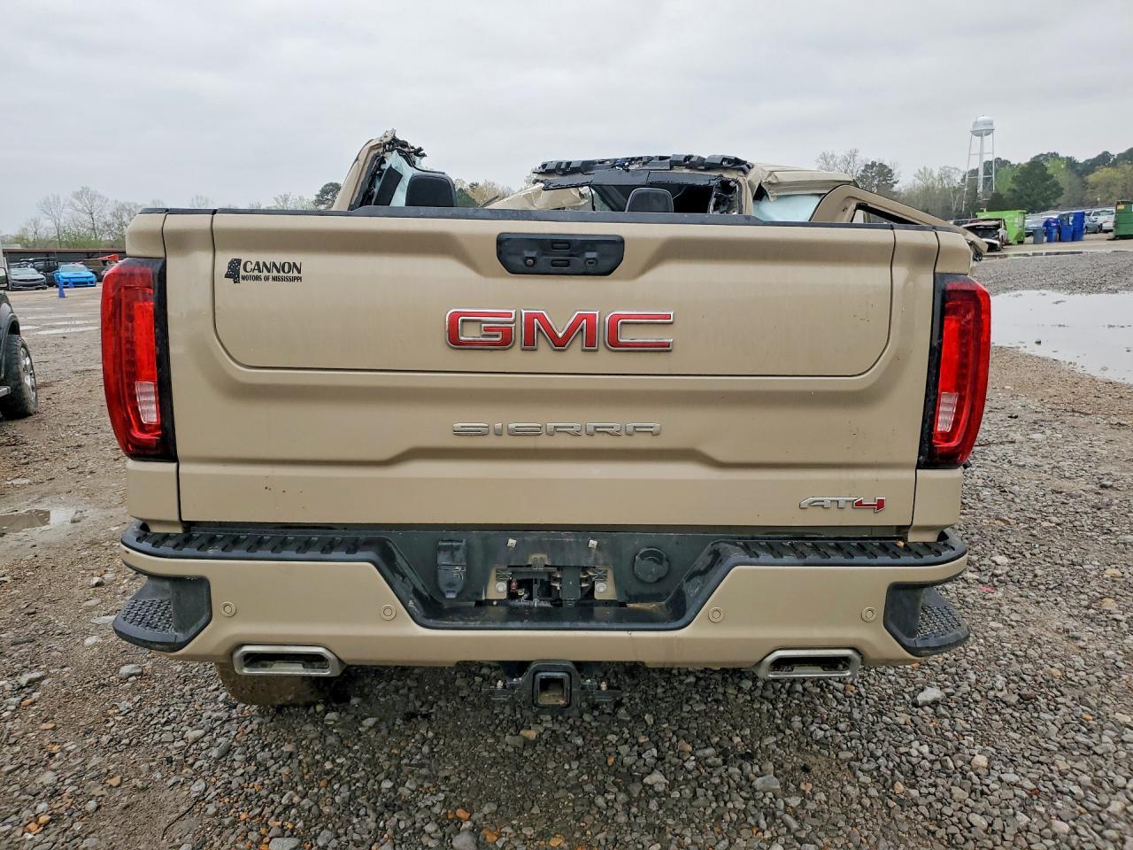 2023 GMC Sierra K1500 AT4