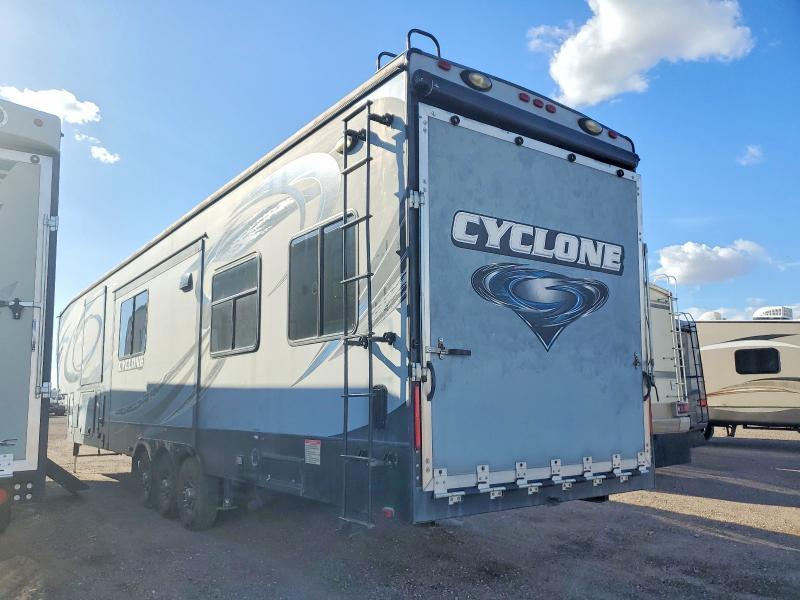 2015 Heartland Rv 2015 Heartland 4150 Cyclone Camper