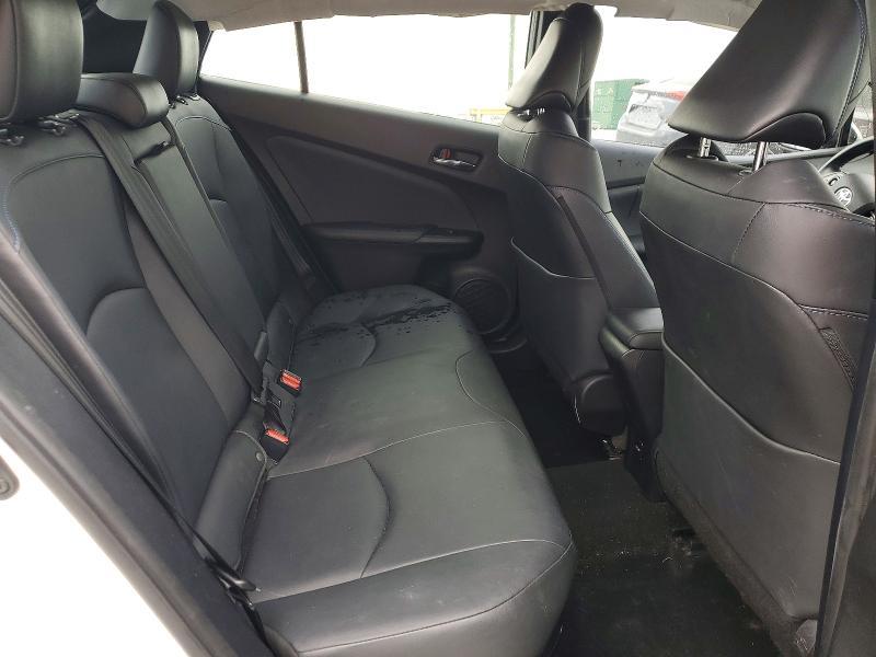 2017 Toyota Prius Four Touring