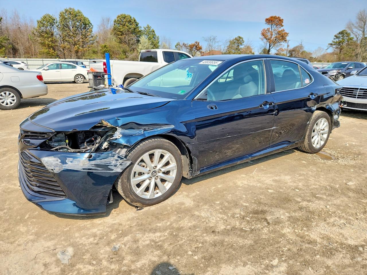 2019 Toyota Camry le