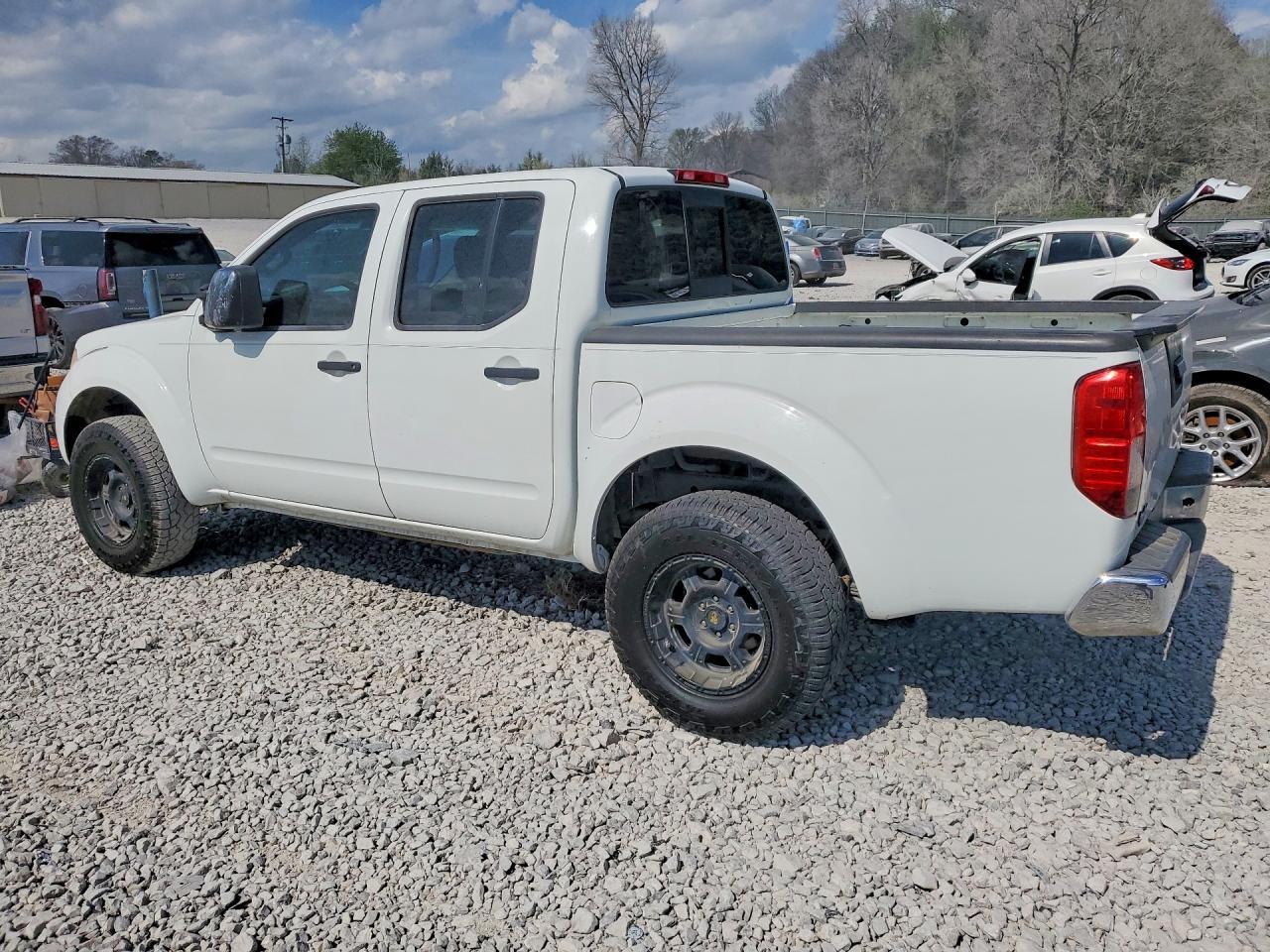 2016 Nissan Frontier SV