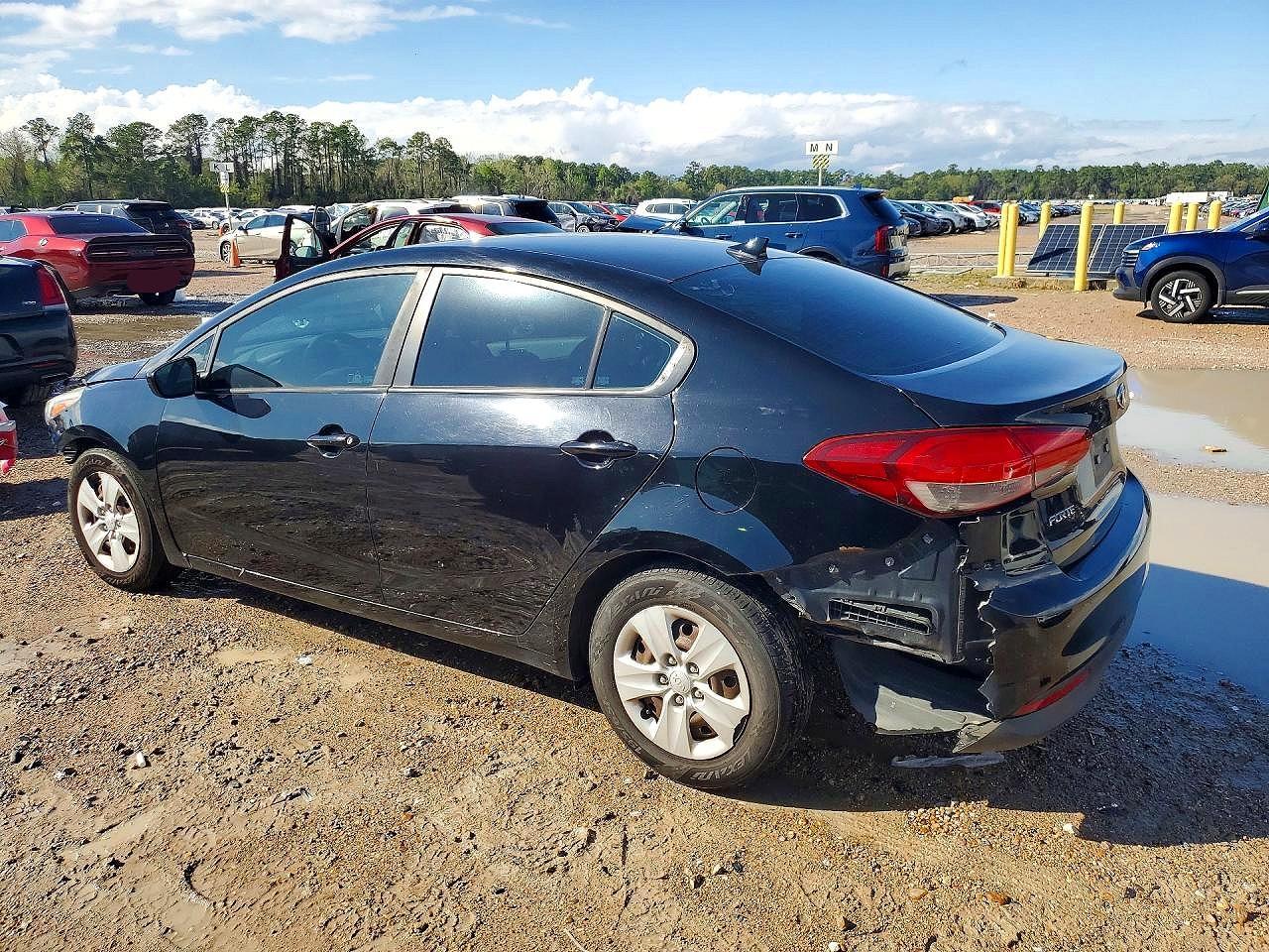 2017 KIA Forte lx