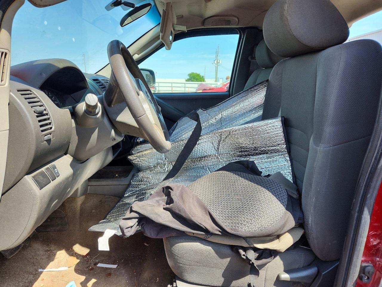 2006 Nissan Frontier XE
