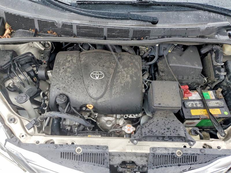 2017 Toyota Sienna Limited 7-passenger