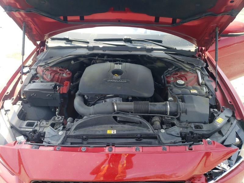 2017 Jaguar Xe Prestige