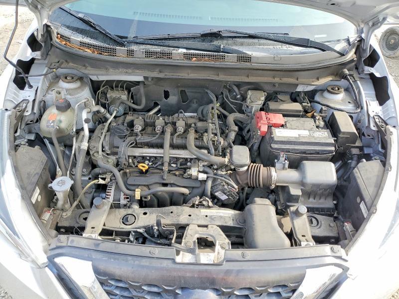2018 Nissan Kicks sv