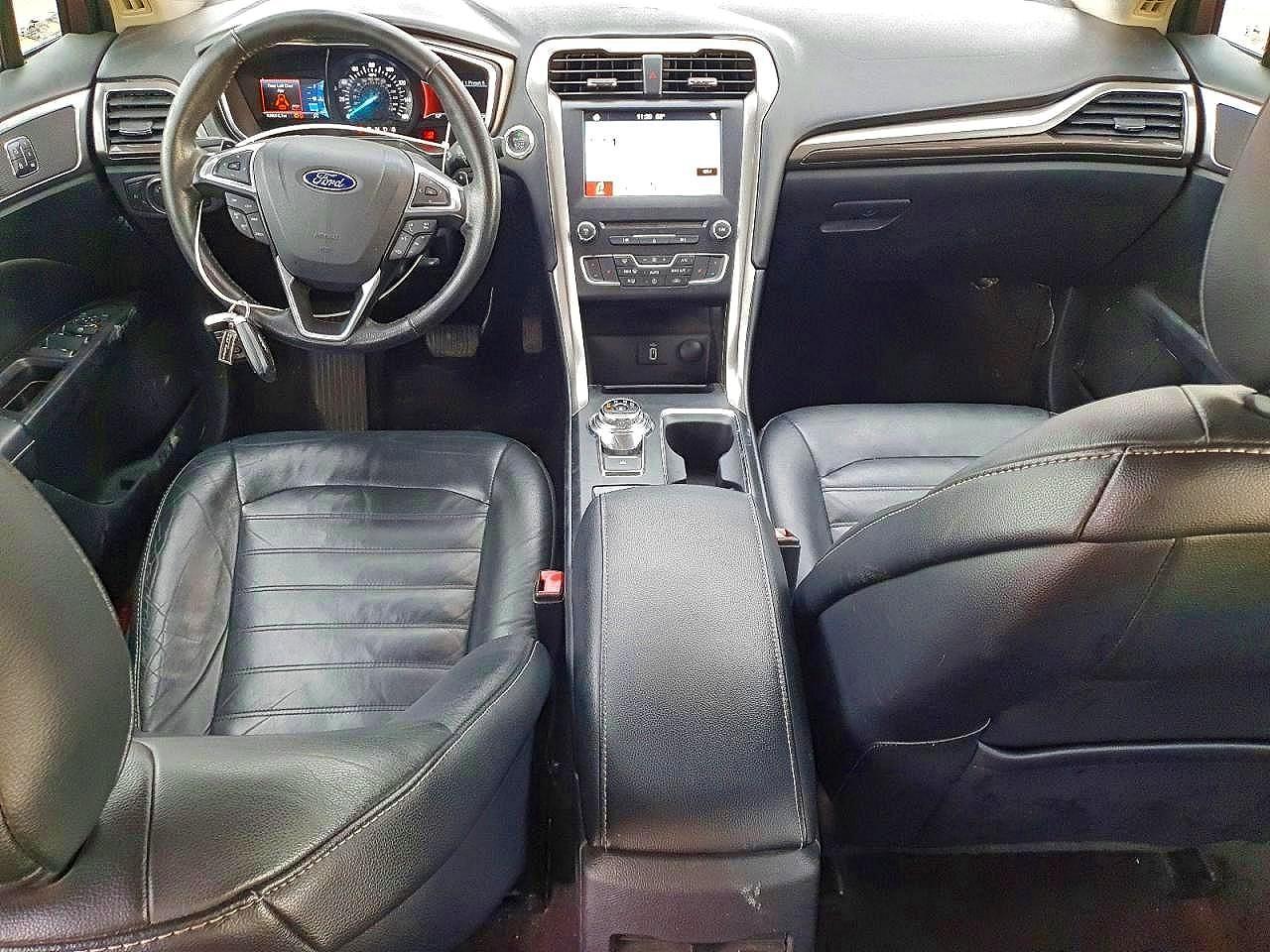 2017 Ford Fusion se