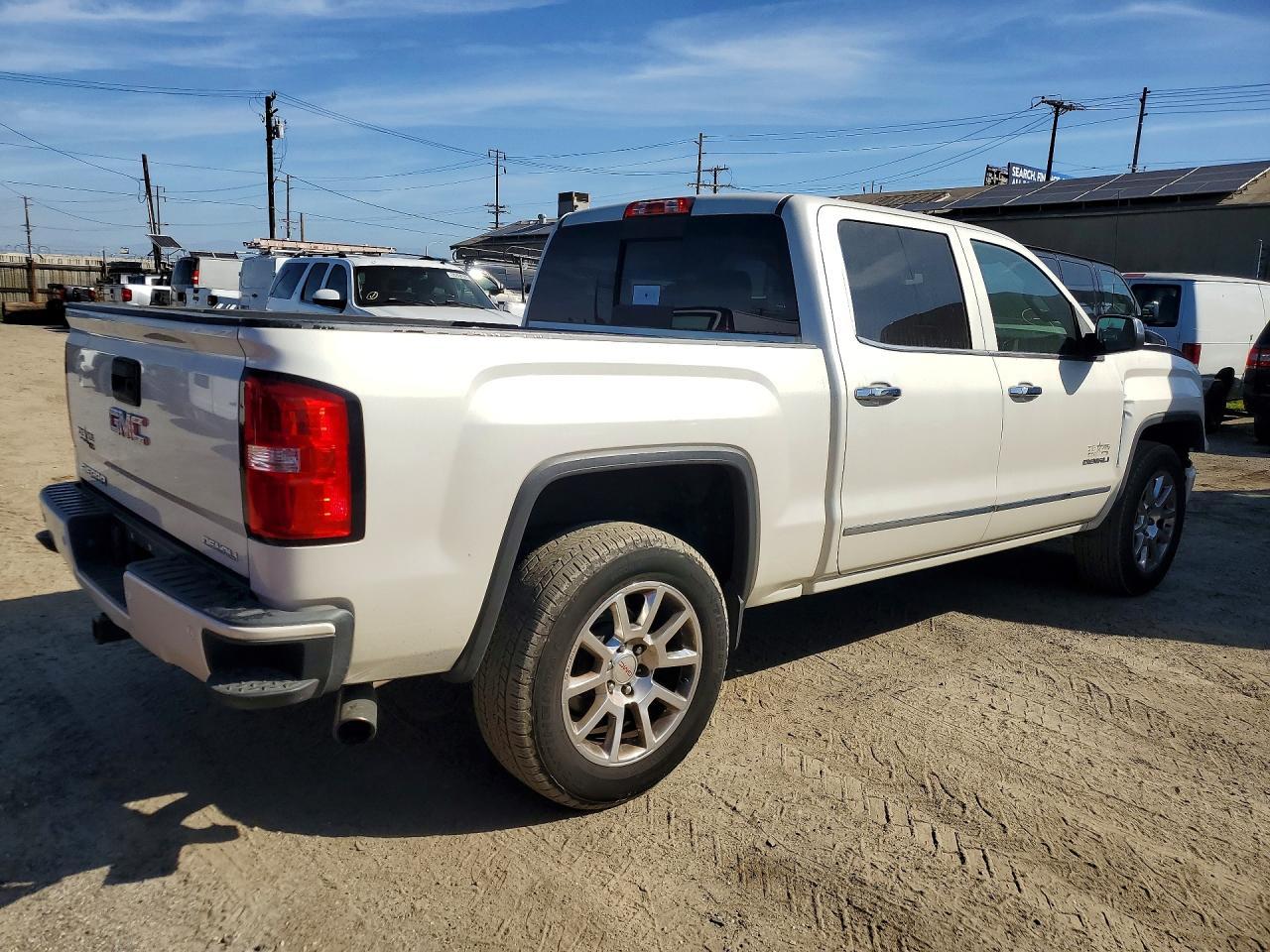 2015 GMC Sierra C1500 Denali