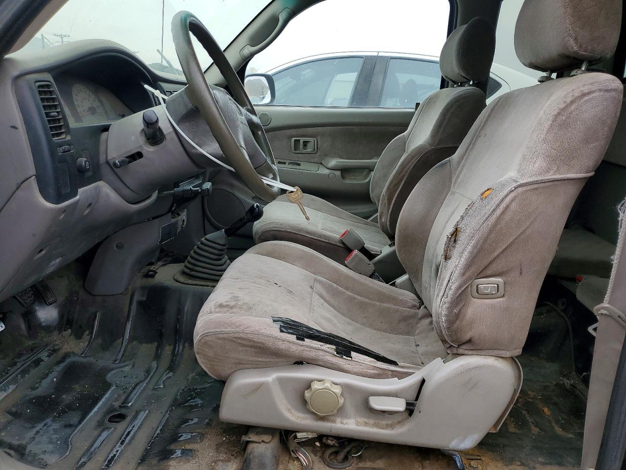 2001 Toyota Tacoma S-RUNNER V6