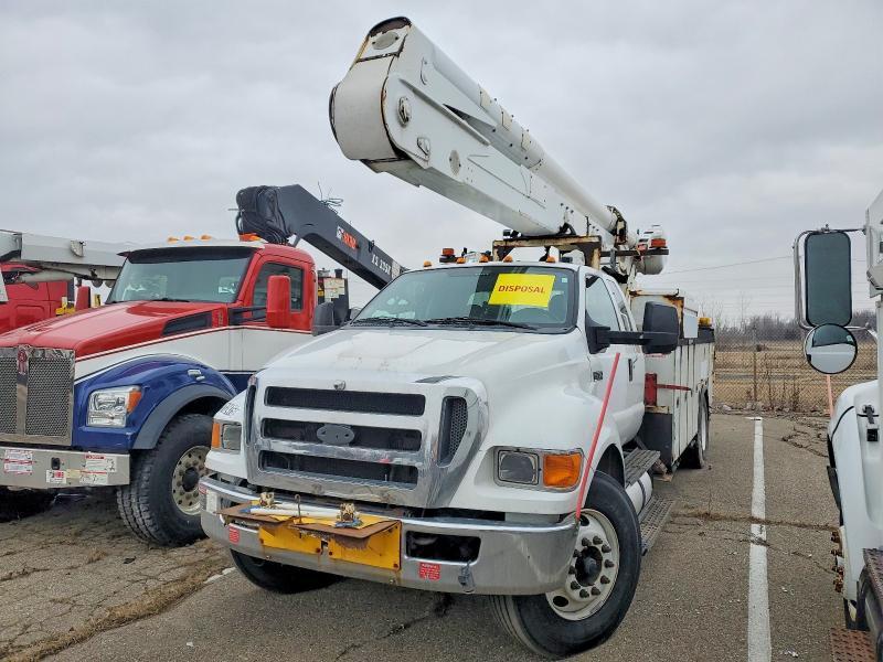 2012 Ford F750 Super Duty Bucket Truck