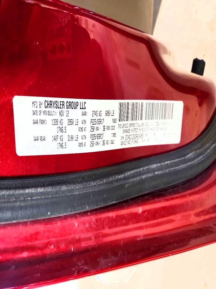 2013 Chrysler Town & Country Touring l