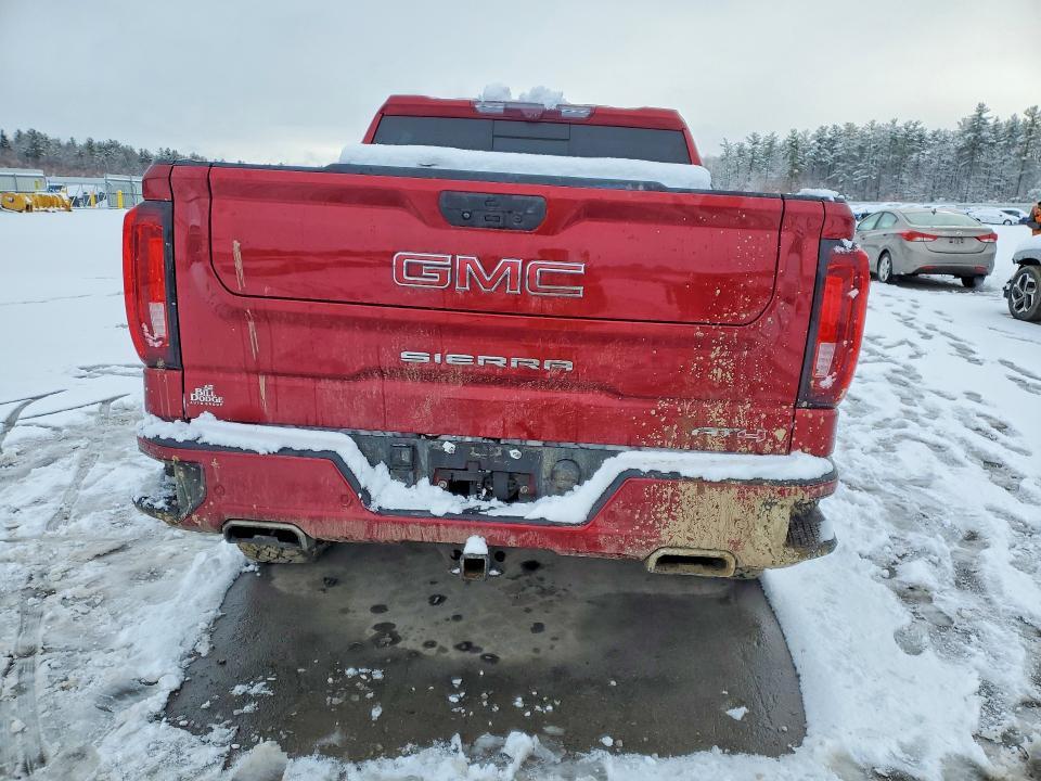2021 GMC Sierra K1500 AT4