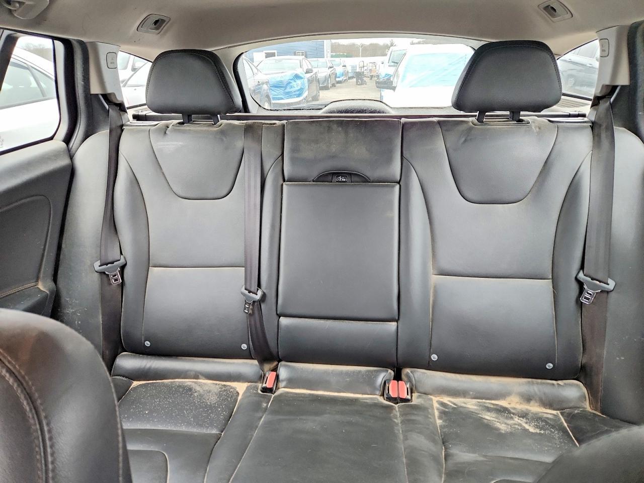 2016 Volvo V60 Premier