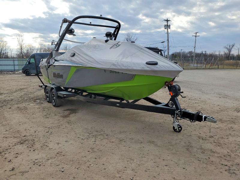 2019 Malb Boat With Trailer