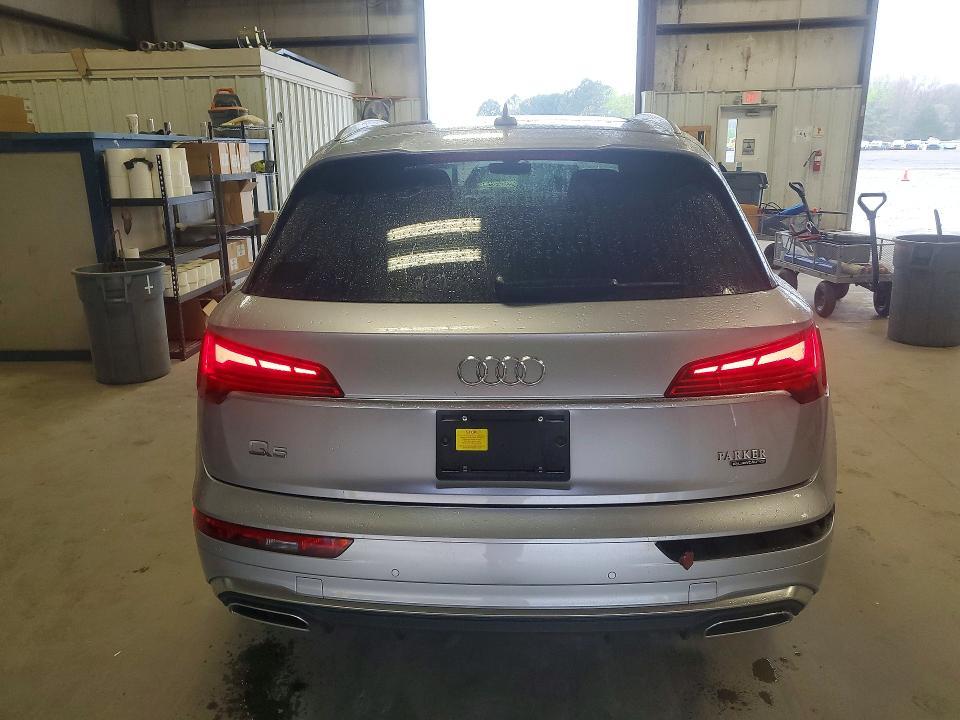 2022 Audi Q5 Premium Plus 45