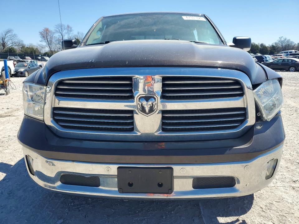 2017 Dodge Ram 1500 slt