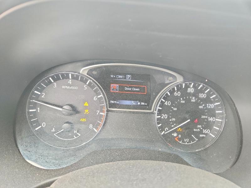 2019 Nissan Pathfinder sv