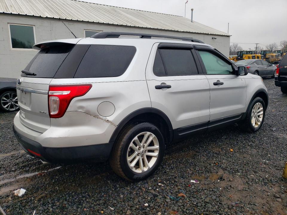 2015 Ford Explorer
