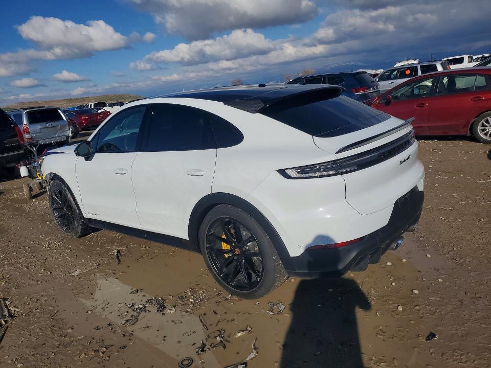 2025 Porsche Cayenne Turbo gt